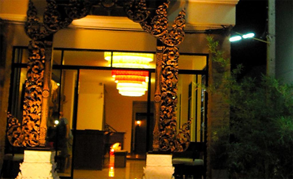 Nicha Suite Hua Hin Hotel Exterior photo