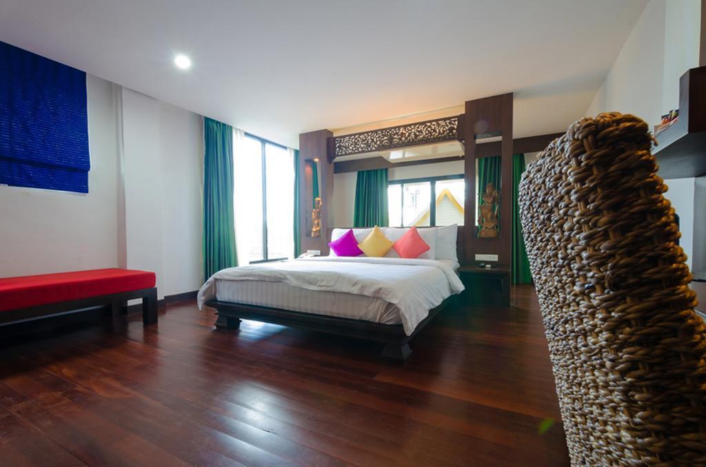 Nicha Suite Hua Hin Hotel Room photo